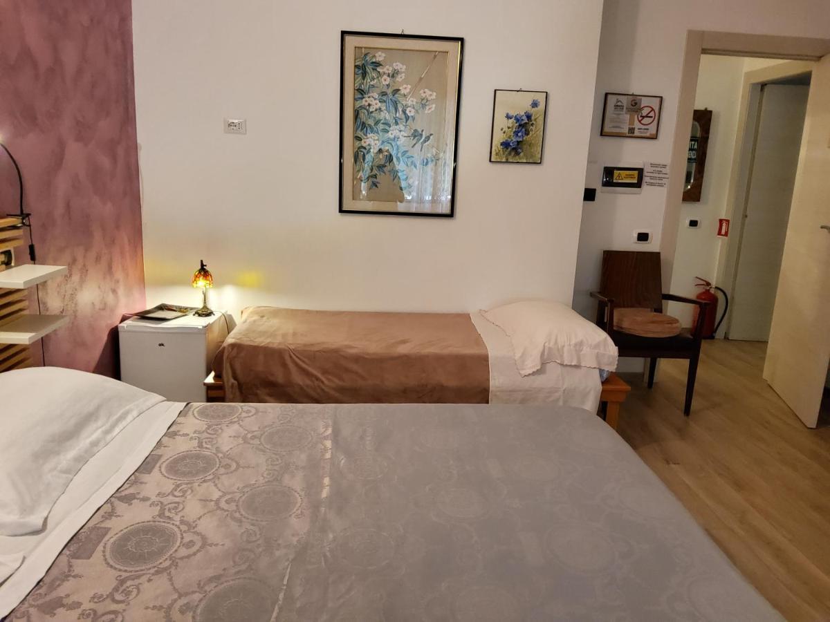 Annadia Sweet Home B&B Lido di Ostia Eksteriør billede